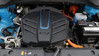 Hyundai KONA PREMIUM