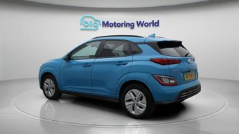Hyundai KONA PREMIUM
