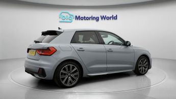 Audi A1 SPORTBACK TFSI S LINE