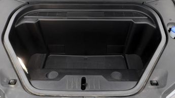 Ford Mustang Mach-E BASE