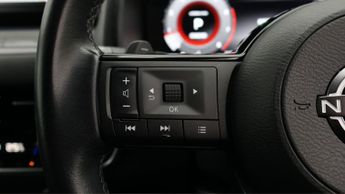 Nissan Qashqai DIG-T N-CONNECTA DCT