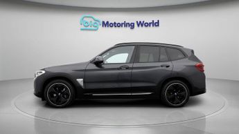 BMW iX3 PREMIER EDITION