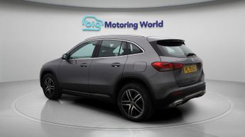 Mercedes-Benz GLA GLA 200 SPORT
