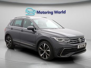 Volkswagen Tiguan R-LINE TSI DSG