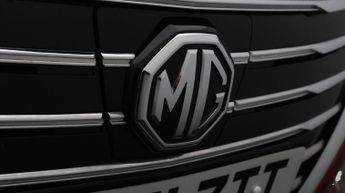 MG MG5 EXCLUSIVE