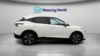 Nissan Qashqai DIG-T N-CONNECTA DCT