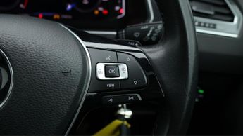 Volkswagen Tiguan SEL TSI 4MOTION DSG