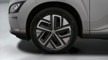 Hyundai KONA PREMIUM