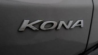 Hyundai KONA PREMIUM