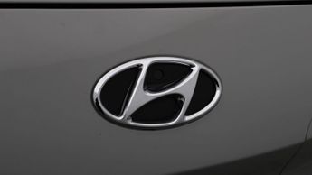 Hyundai KONA PREMIUM