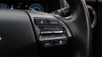 Hyundai KONA PREMIUM