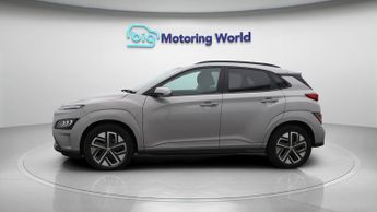 Hyundai KONA PREMIUM