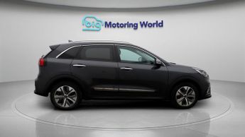 Kia Niro 4 PLUS