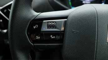 DS AUTOMOBILES DS 3 CROSSBACK E-TENSE PERFORMANCE LINE