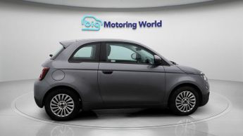 Fiat 500e ACTION