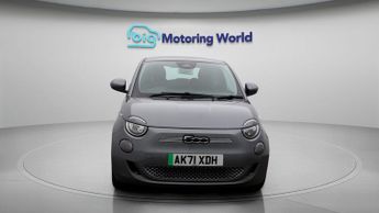 Fiat 500e ACTION