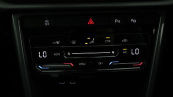 Volkswagen T-Roc STYLE TSI DSG