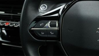 Peugeot E-208 GT PREMIUM