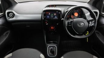 Toyota AYGO VVT-I X-TREND X-SHIFT TSS