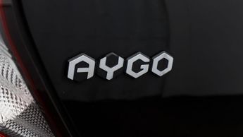 Toyota AYGO VVT-I X-TREND X-SHIFT TSS