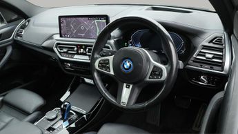 BMW iX3 M SPORT PRO
