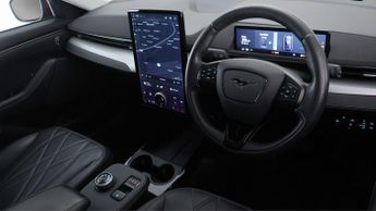 Ford Mustang Mach-E BASE