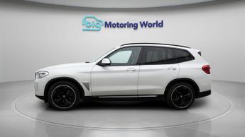 BMW iX3 PREMIER EDITION