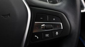 BMW 3 Series 330E SE PRO