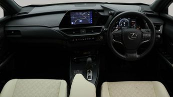 Lexus UX 300E PREMIUM PLUS