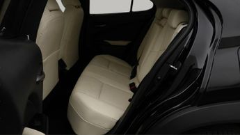 Lexus UX 300E PREMIUM PLUS