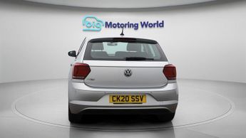 Volkswagen Polo SEL TSI DSG