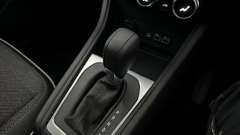 Renault Captur TECHNO E-TECH