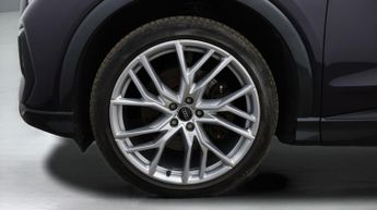 Audi Q4 e-tron VORSPRUNG