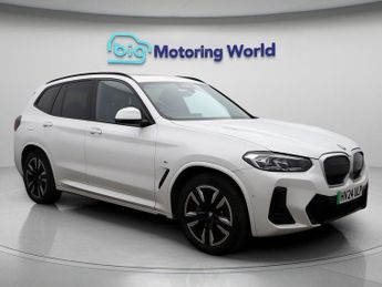 BMW iX3 M SPORT