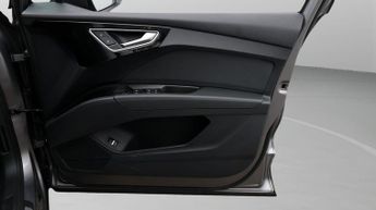 Audi Q4 e-tron S LINE