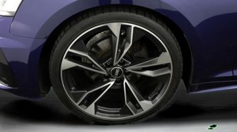 Audi A5 TFSI S LINE EDITION 1