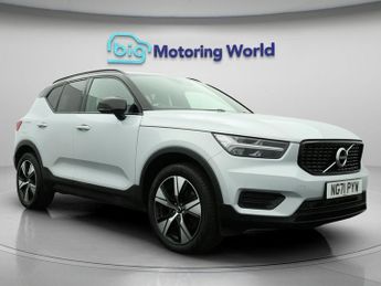 Volvo XC40 RECHARGE T4 R-DESIGN