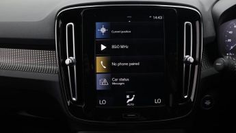 Volvo XC40 RECHARGE T4 R-DESIGN