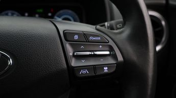 Hyundai KONA PREMIUM