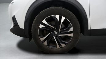 Peugeot E-2008 ALLURE PREMIUM