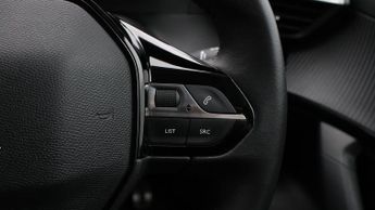 Peugeot E-2008 ALLURE PREMIUM PLUS