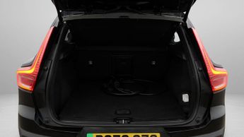Volvo XC40 RECHARGE CORE