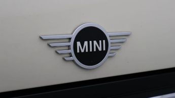 MINI Hatch COOPER CLASSIC