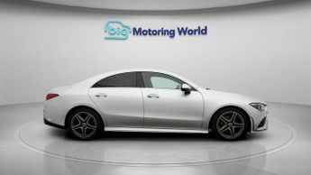 Mercedes-Benz CLA CLA 200 AMG LINE