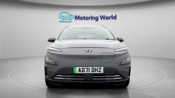 Hyundai KONA PREMIUM