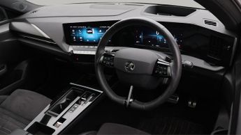 Vauxhall Astra ULTIMATE