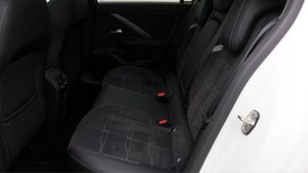 Vauxhall Astra ULTIMATE