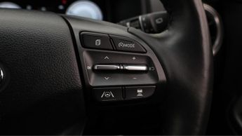 Hyundai KONA PREMIUM