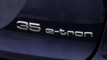 Audi Q4 e-tron SPORT
