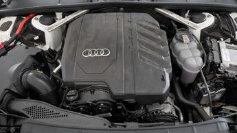 Audi A4 Avant AVANT TFSI S LINE BLACK EDITION